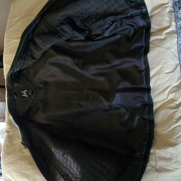 Black Leather Jacket - Picture 7 of 16